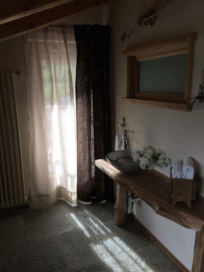 Lthorses & Dreams Bed and Breakfast La Thuile Εξωτερικό φωτογραφία
