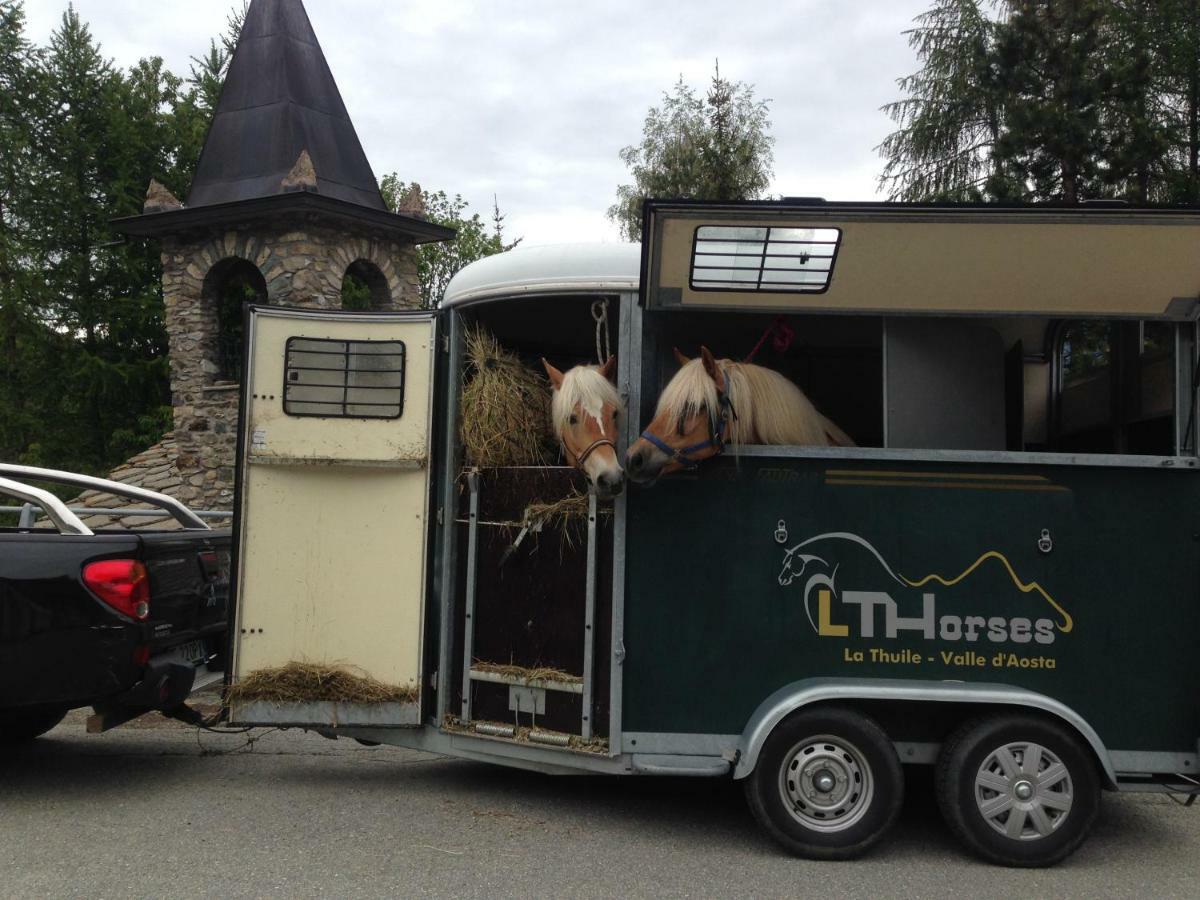 Lthorses & Dreams Bed and Breakfast La Thuile Εξωτερικό φωτογραφία